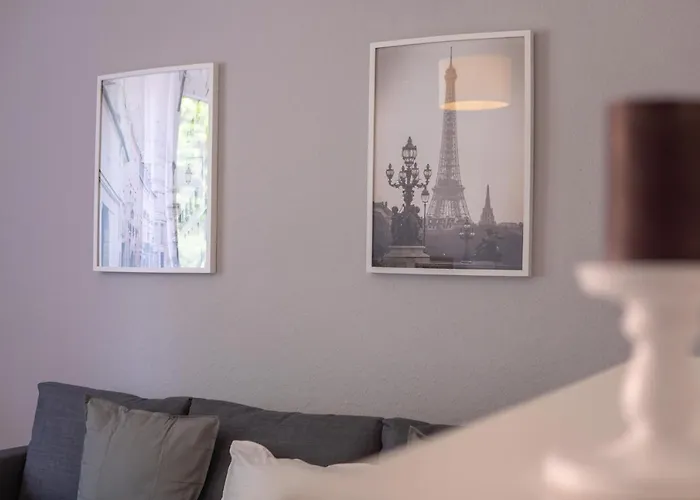 Purple Chill Super Zentrale Hbf-messe-buergerweide-citygate-ovb Arena Apartment